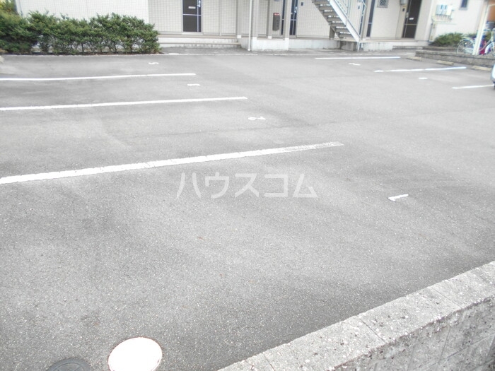 2/11 駐車場