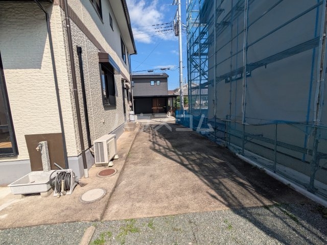 15/15 駐車場