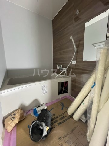 15/28 浴室