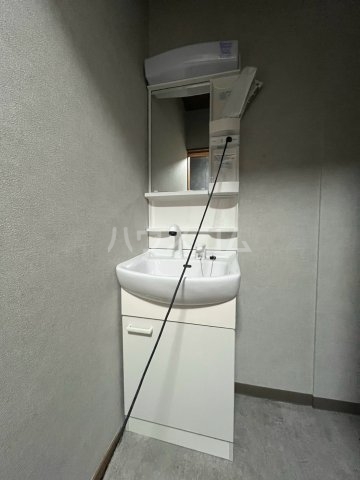 19/28 洗面