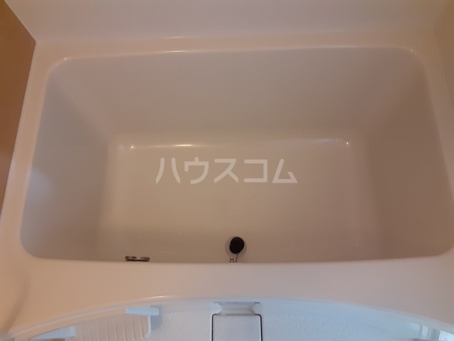 13/30 浴室