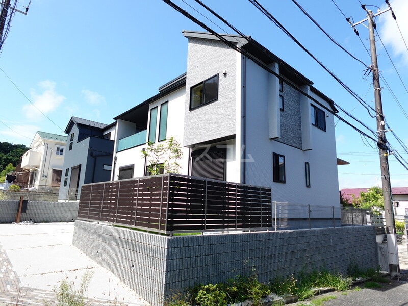 16/17 駐車場