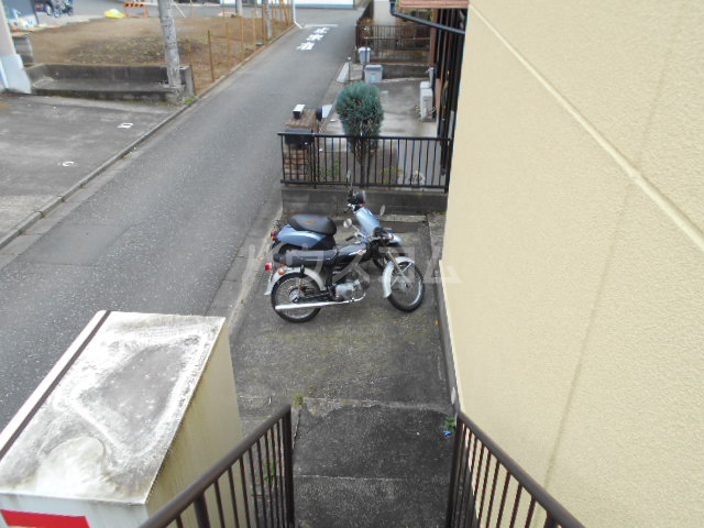 22/30 駐車場