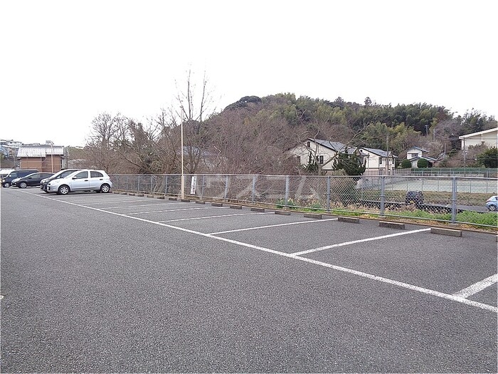 17/18 駐車場