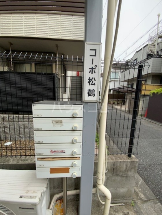 22/26 エントランス