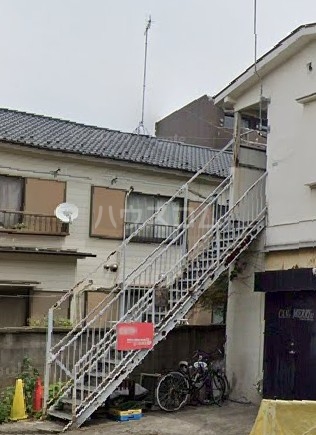 14/20 エントランス