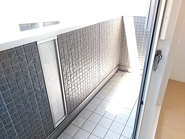 23/30 バルコニー