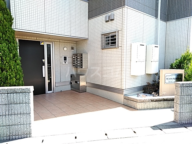 29/30 エントランス