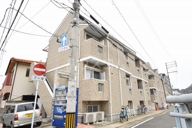 2/3 外観