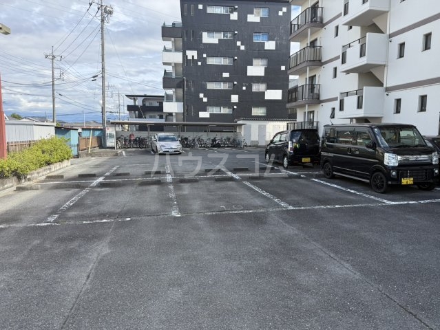 19/24 駐車場
