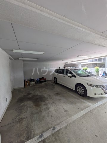 22/30 駐車場