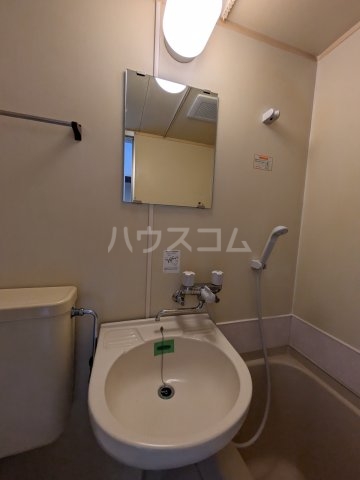 13/30 洗面