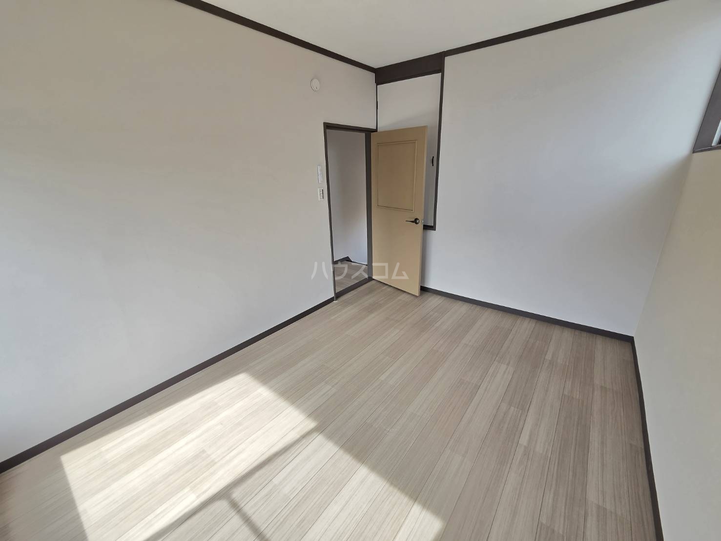 13/30 室内