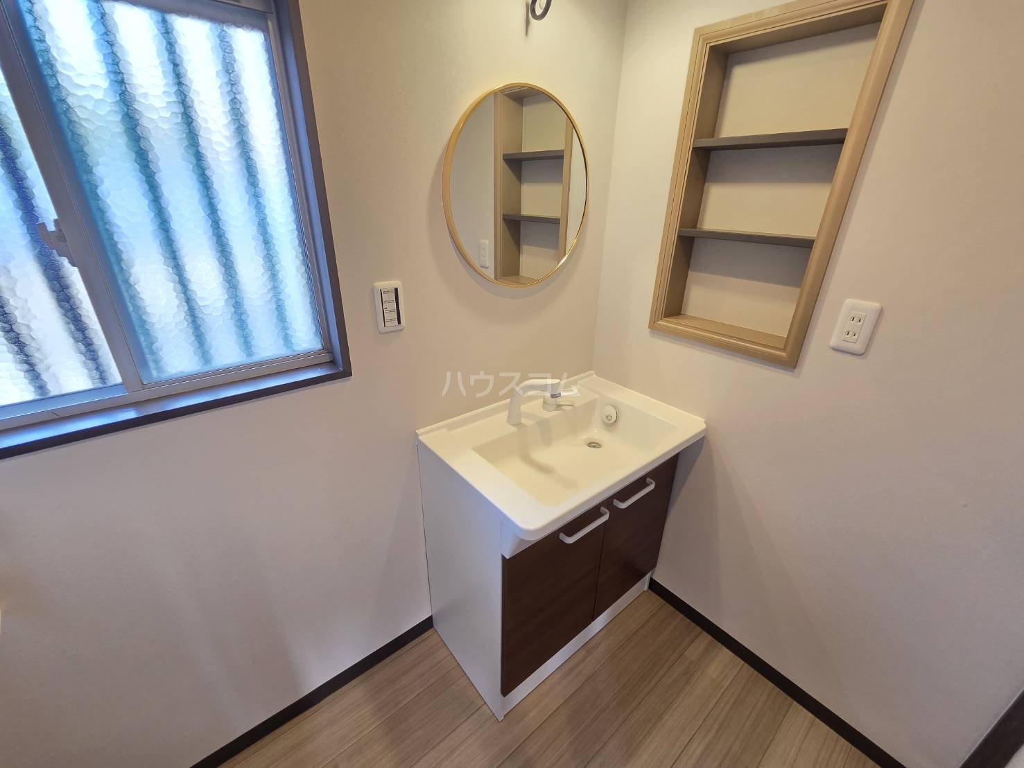 23/30 洗面