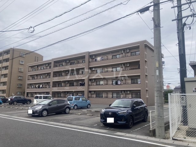 2/30 外観
