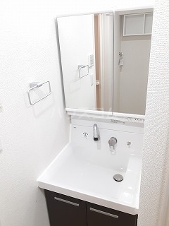 17/30 洗面