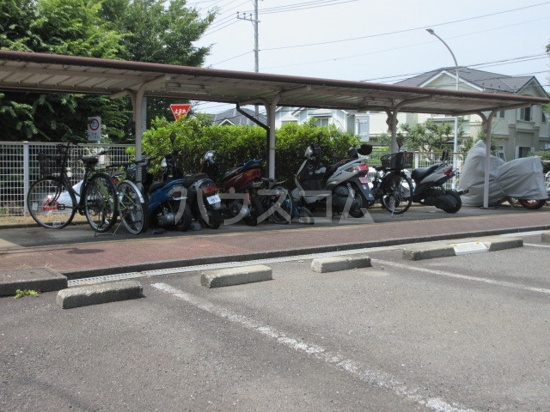 20/28 駐車場