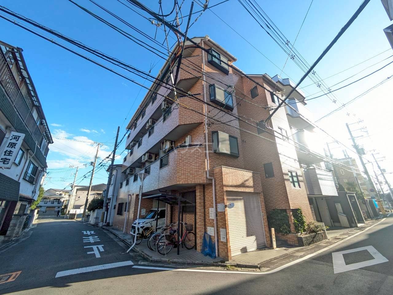 2/30 外観