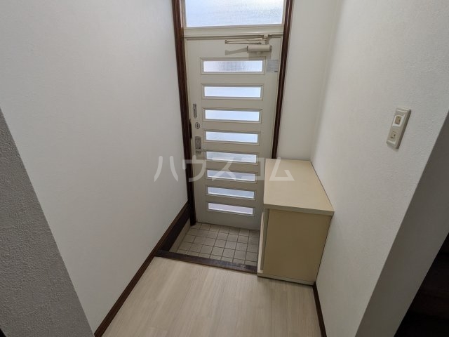 14/30 玄関
