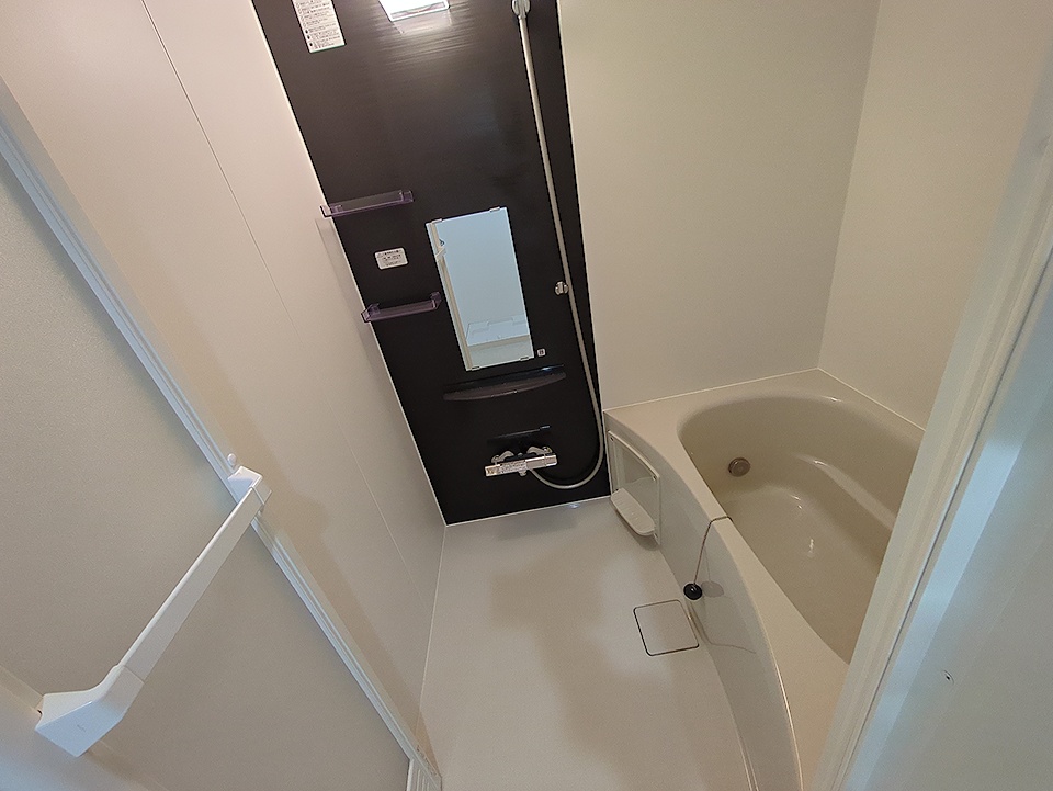 13/30 浴室