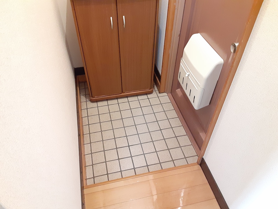 19/28 エントランス