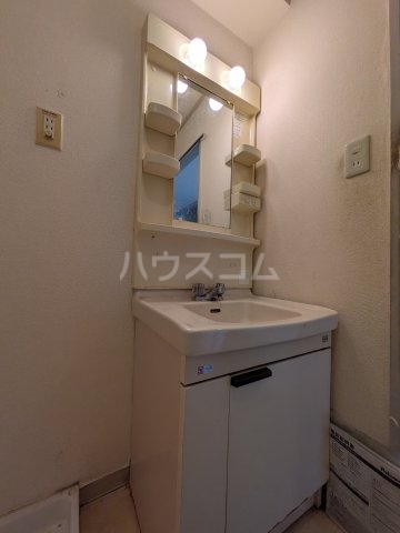 13/30 洗面