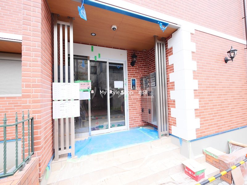 29/30 エントランス