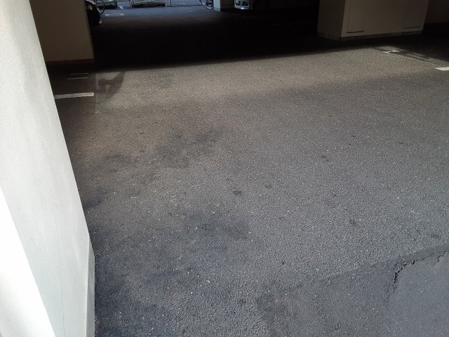 23/24 駐車場
