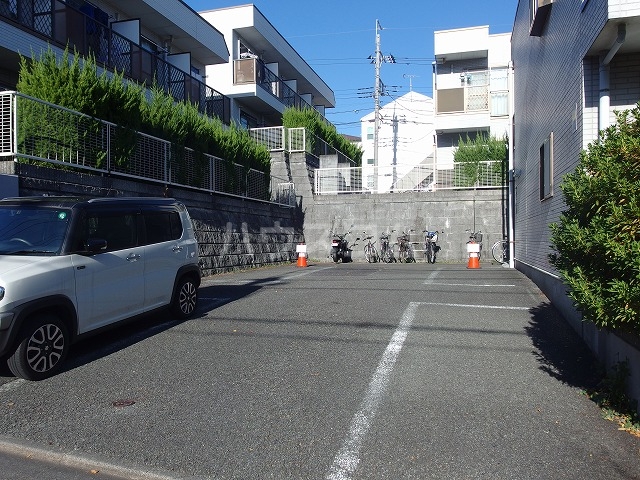 24/30 駐車場