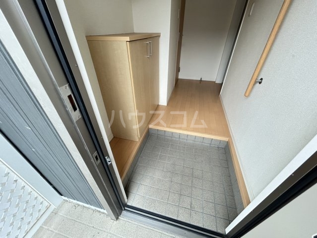 13/30 玄関