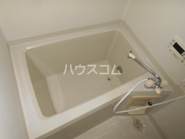 16/30 浴室