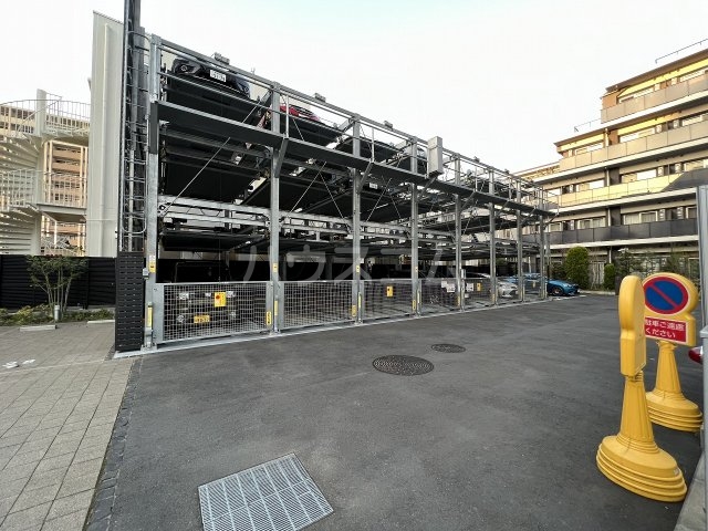22/29 駐車場