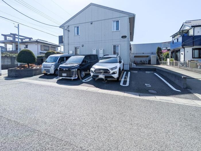 14/18 駐車場