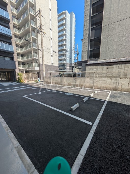 21/30 駐車場