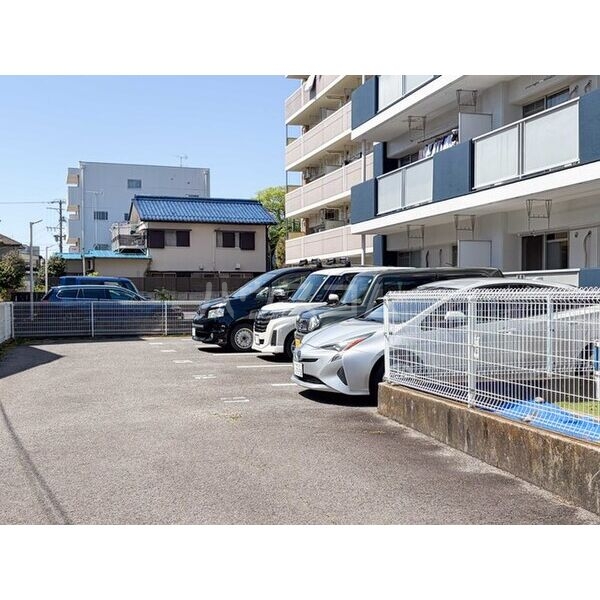 5/8 駐車場