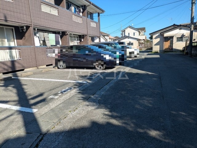 17/20 駐車場