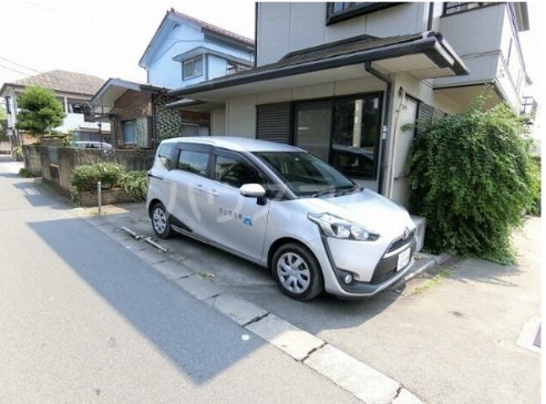 2/10 駐車場