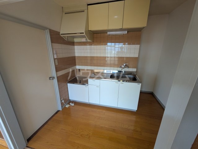 16/30 キッチン