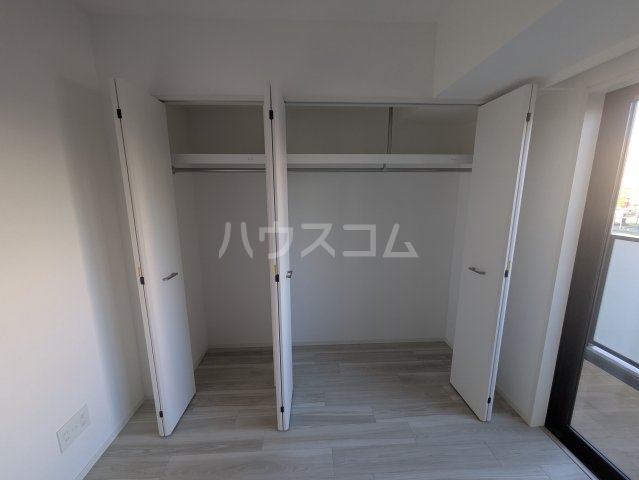 13/30 収納