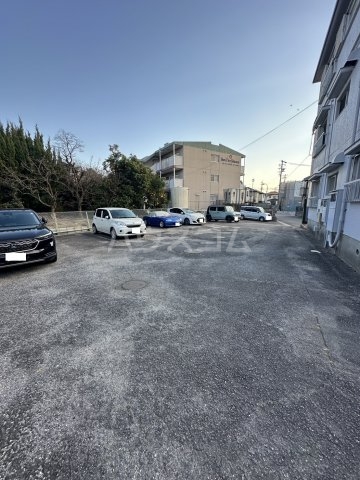 18/26 駐車場
