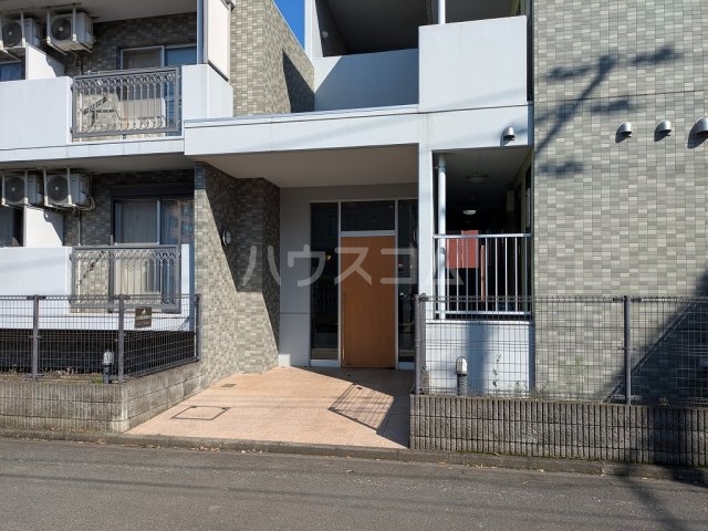 2/10 エントランス