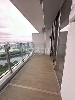 20/30 バルコニー