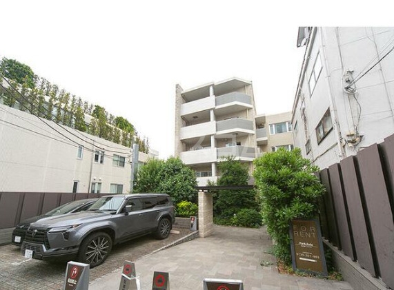 3/5 駐車場