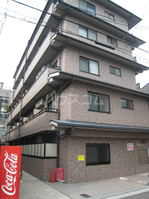 1/18 外観