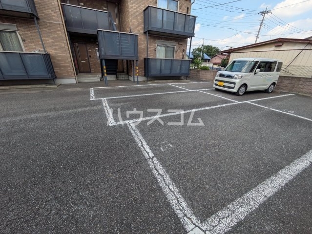 17/27 駐車場