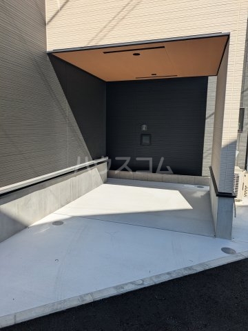 28/30 駐車場