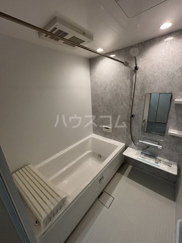 18/30 浴室