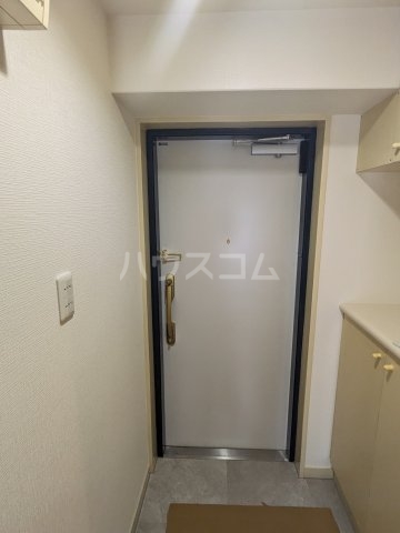 13/30 玄関