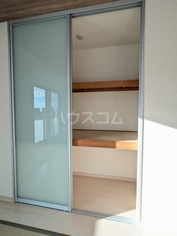 13/30 収納