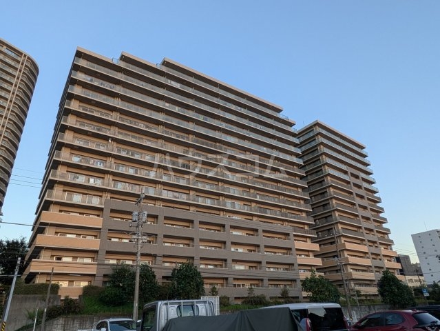 2/4 外観